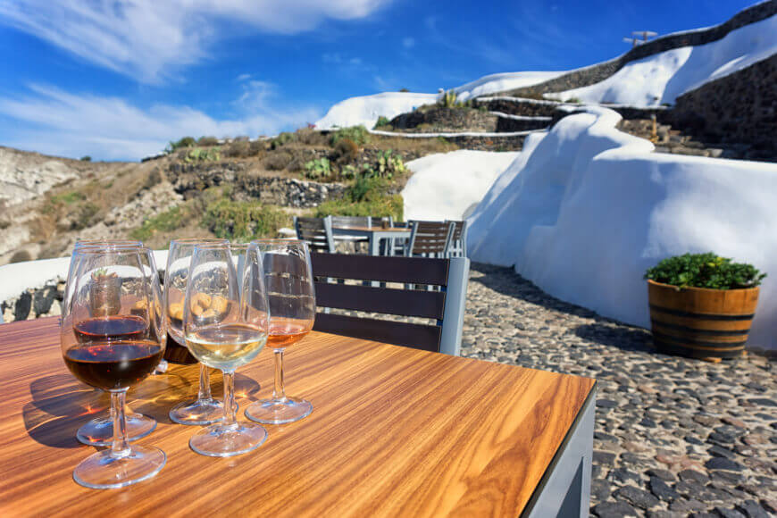 Explore the romantic side of Santorini-Explore the delightful wineries-KamariTours (1)